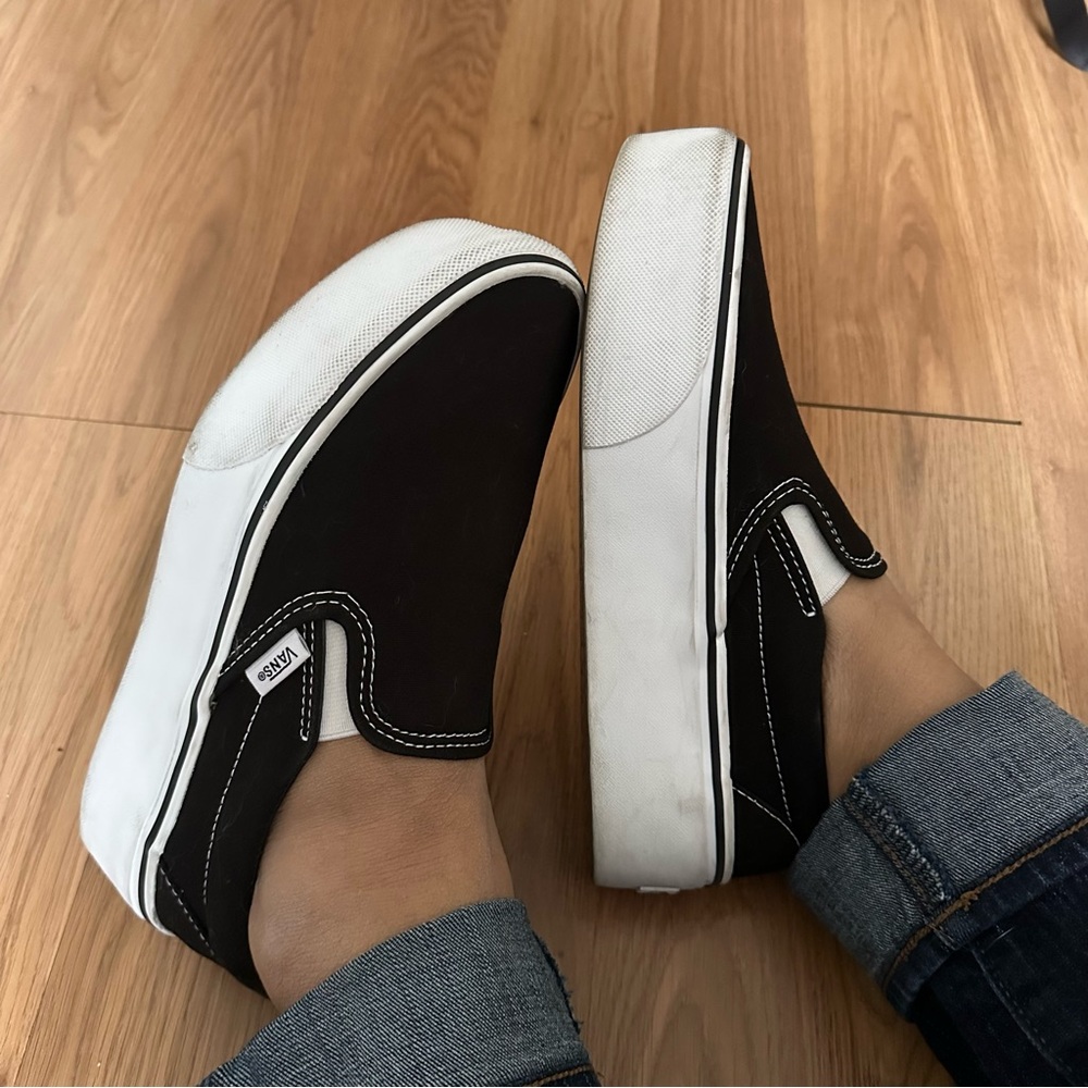 EUC Vans Classic Slip-On Stackform (Platform) Sneakers - Canvas Black/True White - Picture 3 of 9